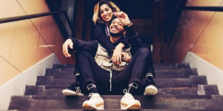 4 Signs He Wants A Relationship With You — And It's Heading Toward Something Serious 4 Signs He Wants A Relationship With You — And It's Heading Toward Something Serious