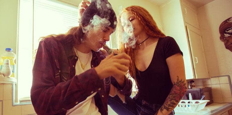 couple showcasing signs of a toxic relationship couple showcasing signs of a toxic relationship