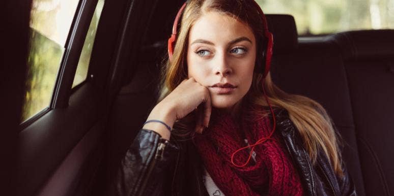 9 Warnings Signs Of Depression That's Getting Worse (And It's Time To Reach Out For Help) 9 Warnings Signs Of Depression That's Getting Worse (And It's Time To Reach Out For Help)