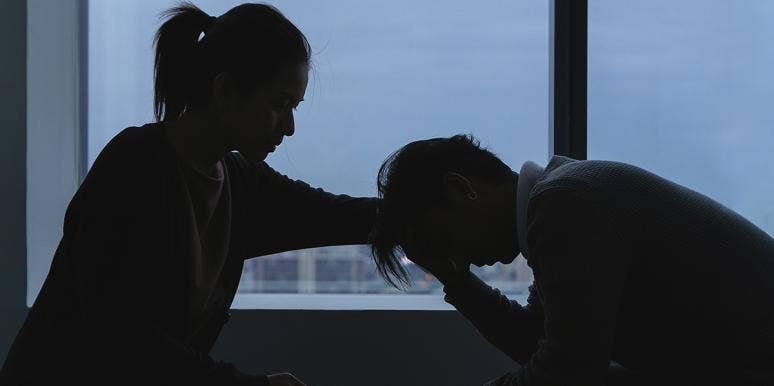 5 Silent Signs Of PTSD That Are Less Noticeable And Obvious woman comforting spouse