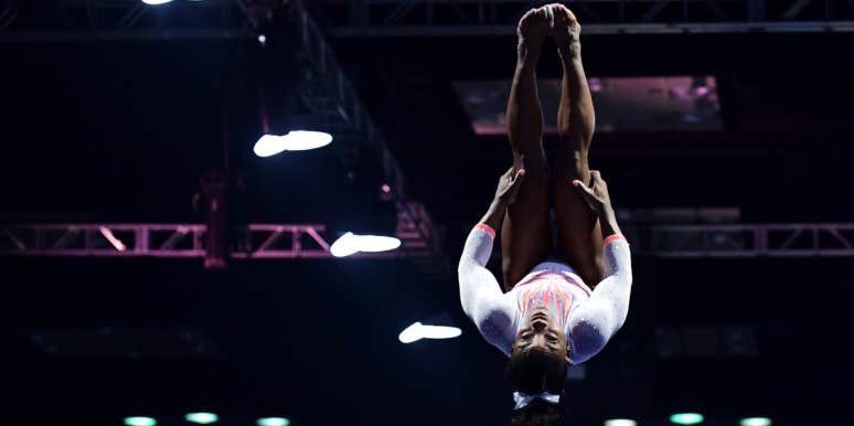 Simone Biles Is Pushing The Limit For Women In Sports — And People Are Furious Simone Biles on the vault