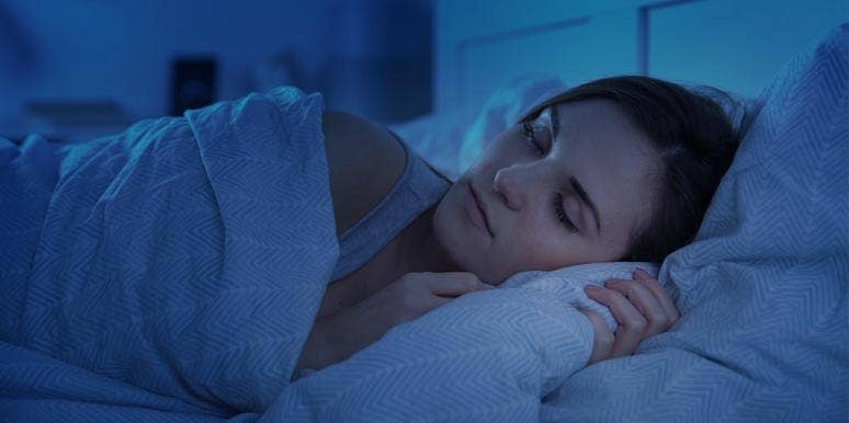 woman sleeps on left side of body should you sleep on right or left side at night