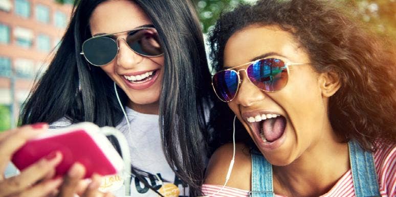 Snapchat Emoji Meanings & How To Use Them (2020) Snapchat Emoji Meanings & How To Use Them (2020)