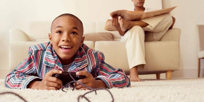 Parenting Advice On How To Help Kids Improve Social Skills & Make Friends Offline (When All They Do Is Play Video Games) Parenting Advice On How To Help Kids Improve Social Skills & Make Friends Offline (When All They Do Is Play Video Games)