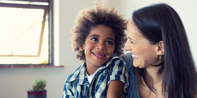 social anxieties in children smiling mom and child in front of window