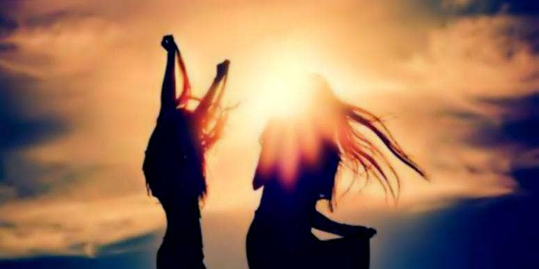 Signs You've Encountered Someone From Your Soul Family Signs You've Encountered Someone From Your Soul Group