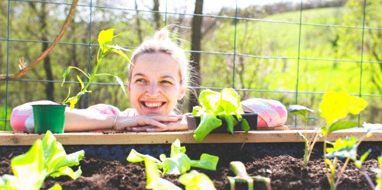 21 Best Items & Tools To Start Your Own Garden 21 Best Items & Tools To Start Your Own Garden