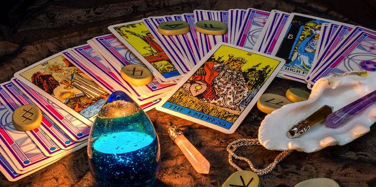How To Read Tarot Cards How To Read Tarot Cards