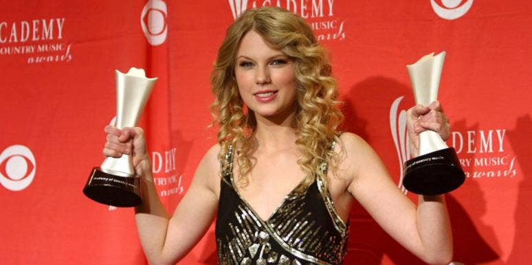 Taylor Swift's Zodiac Sign & Birth Chart Taylor Swift's Zodiac Sign & Birth Chart