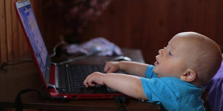 Child using computer Child using computer