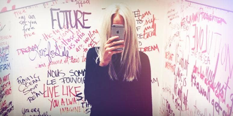Teen Mirror Selfie Teen Mirror Selfie