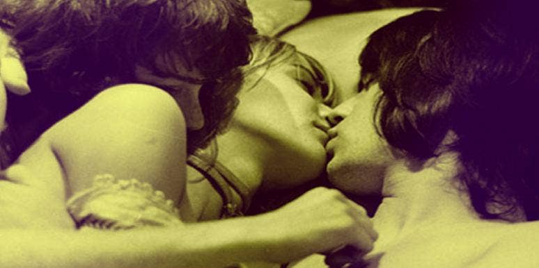 Don't Even THINK About A Threesome Until You Read These 10 Tips