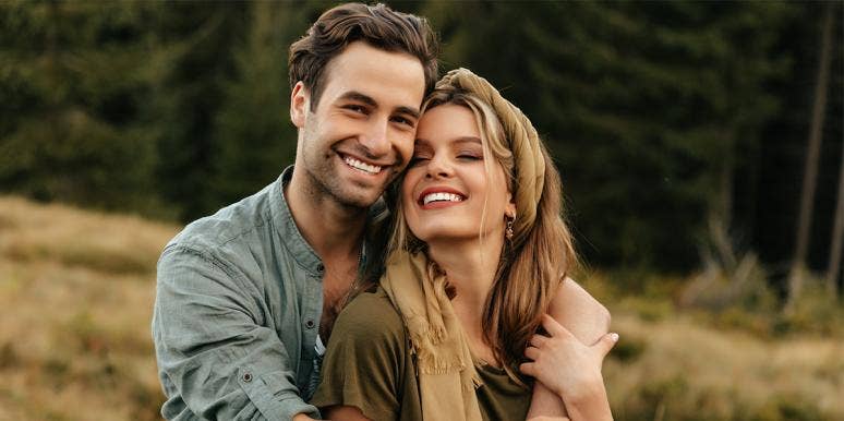 8 Traits That Signal You're Finally In A Healthy Relationship happy couple