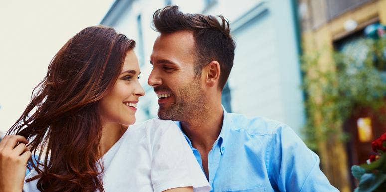 Twin Flame Vs. Soulmate: 4 Differences Explained couple in love