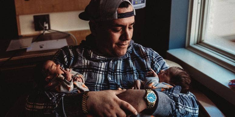 Dad Wants To Tattoo His 1-Year-Old Twins To Tell Them Apart Dad Wants To Tattoo His 1-Year-Old Twins To Tell Them Apart