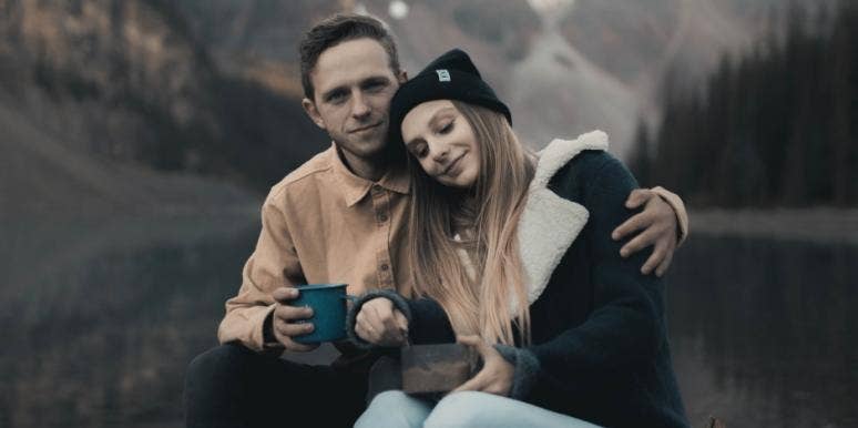 7 Types Of Intimacy & How To Have A Strong, Healthy Relationship By Incorporating Them All