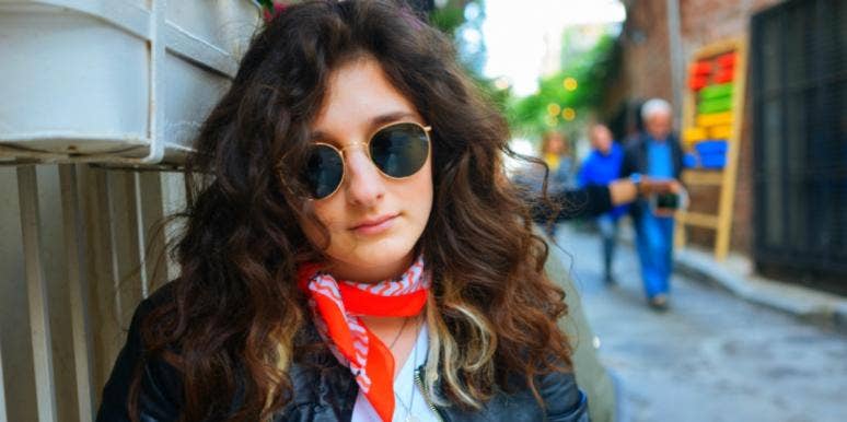 Which Zodiac Sign is the Ugliest and Why? woman wearing sunglasses