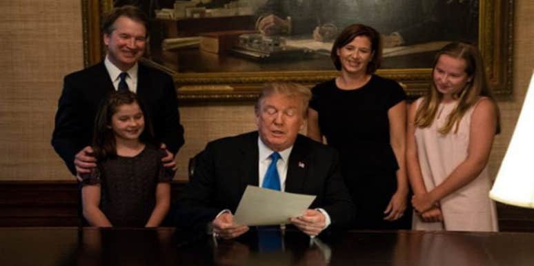 who is Brett Kavanaugh's wife who is Brett Kavanaugh's wife