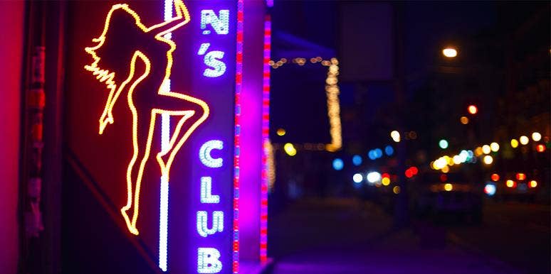 Strippers Reveal What Happens At Strip Clubs Strippers Reveal What Happens At Strip Clubs