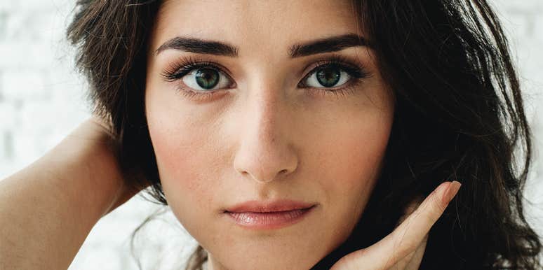 What Men Really Mean When They Say They Prefer “The Natural Look” woman with light natural makeup