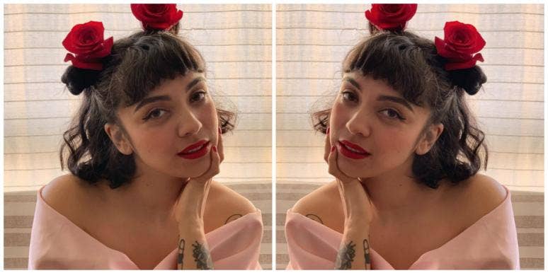 Who Is Mon Laferte New Details On Chilean Singer Exposted Breasts At Latin Grammys In Protest Yourtango