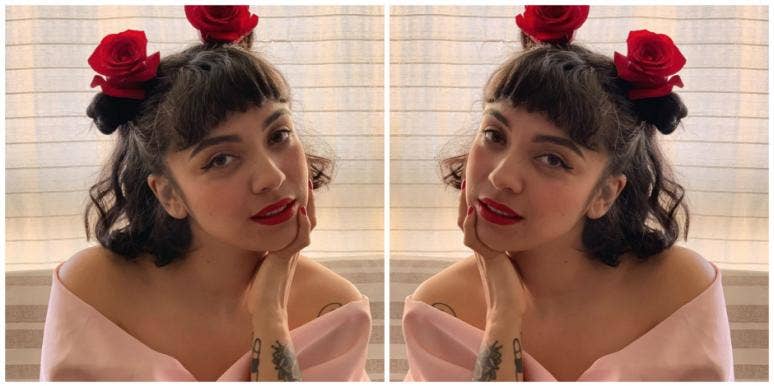 Who Is Mon Laferte New Details On Chilean Singer Exposted Breasts At