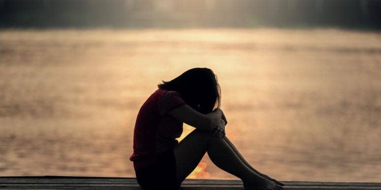 Why Gemini Zodiac Signs Simply Can't "Let Things Go", Per Astrology Why Gemini Zodiac Signs Simply Can't "Let Things Go"