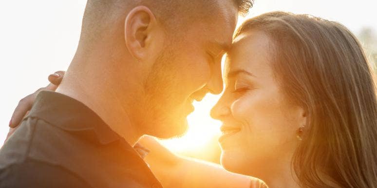 Why Being Comfortable Doesn’t Mean The End Of Your Relationship man and woman kissing