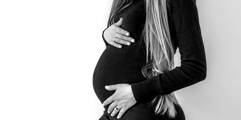 I'd Rather Get Pregnant With My Gay Best Friend Than My Husband pregnant woman