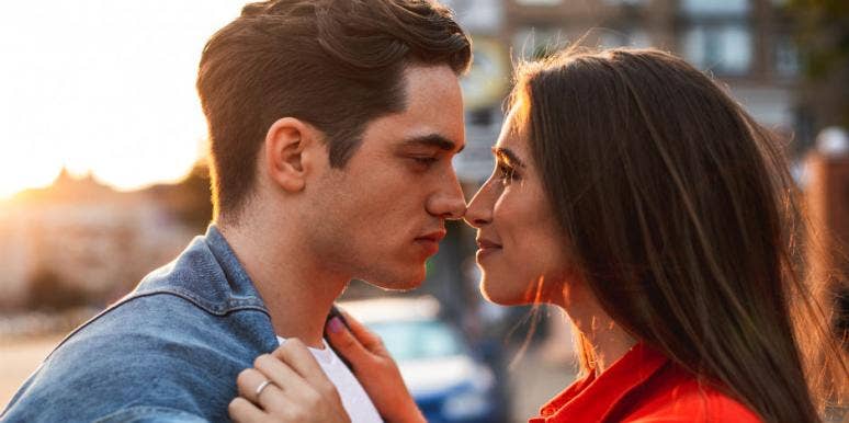 7 Reasons He Doesn't Trust Being In A Relationship With You 7 Reasons He Doesn't Trust Being In A Relationship With You