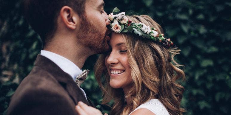 What The Animal You See First Reveals About The Kind Of Wife You'll Be husband kissing wife on forehead