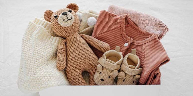 Woman Asks Grieving Mom For A Refund For Her Baby Shower Gifts Days After The Baby Was Stillborn woman asks grieving mom for baby gifts