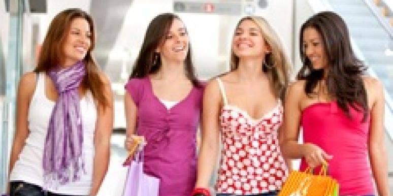 Do Men Prefer Women In Sweats Or Heels? women shopping