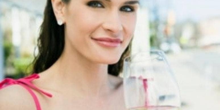 6 Things Men Should Know About Women woman drinking white wine