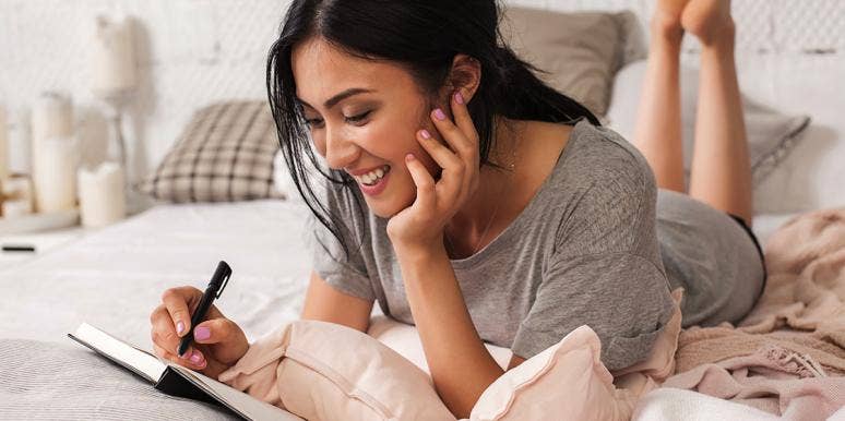The Weird Thing Handwriting Says About Your Personality Type The Weird Thing Handwriting Says About Your Personality Type
