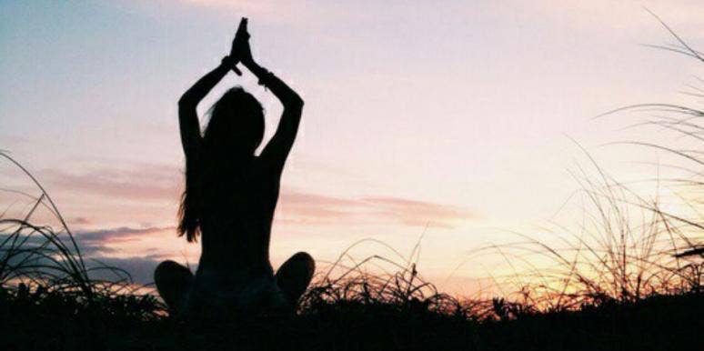 The 13 Types Of People You Meet In Your Yoga Class The 13 Types Of People You Meet In Your Yoga Class