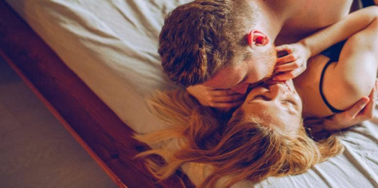 Zodiac Signs That Are The Best At Oral Sex, Ranked couple in bed