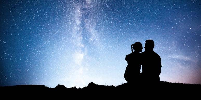 3 Zodiac Signs Who Finally Fall In Love Starting February 6, 2022 3 Zodiac Signs Who Finally Fall In Love During The Moon Square Mercury On February 6, 2022