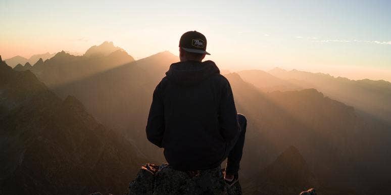 3 Zodiac Signs Who Reconcile With An Ex During Moon Conjunct Mercury Starting January 30, 2022 3 Zodiac Signs Who Reconcile With An Ex During Moon Conjunct Mercury Starting January 30, 2022