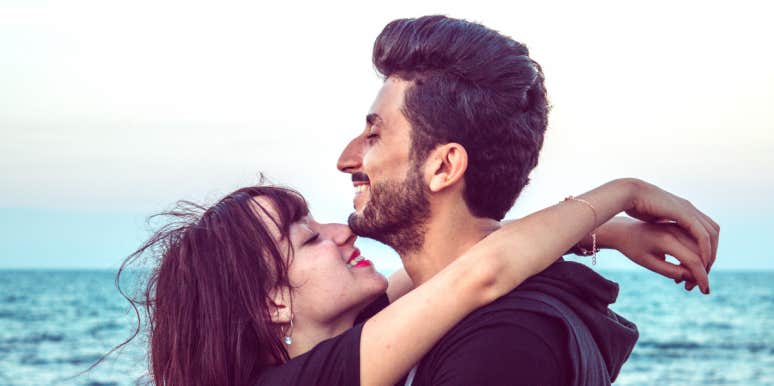 zodiac signs who are luckiest in love on april 2 2022 3 Zodiac Signs Who Are Luckiest In Love During The Moon Sextile Venus Starting April 2, 2022
