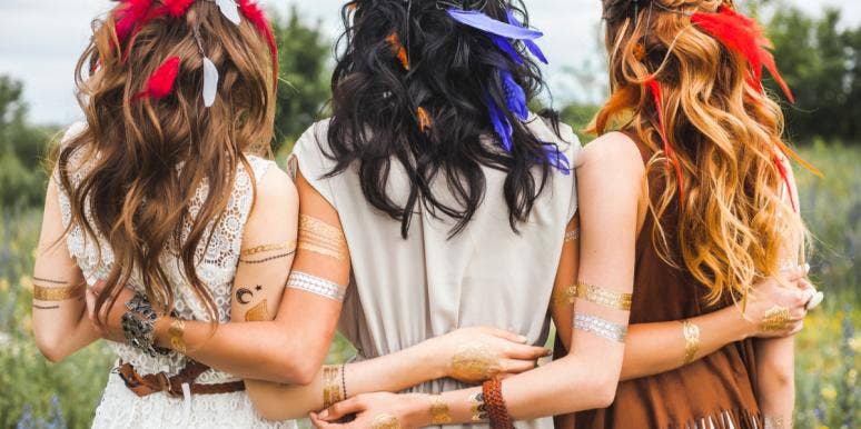 3 Zodiac Signs Whose Toxic Friendships End Starting March 13, 2022 3 Zodiac Signs Whose Toxic Friendships End During The Moon Opposition Pluto Starting March 13, 2022