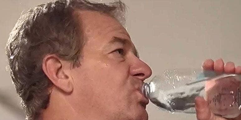 Cardiologist Warns Americans: "Throw Out Your Bottled Water"