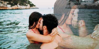 How To Know If You're Making Love Or Just Having Sex