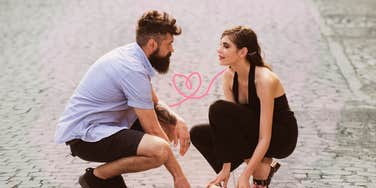 Two people meeting by chance, love at first sight