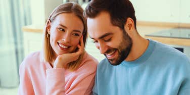 Couple has less drama in their marriage because they know tricks for listening.