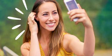 Woman gets the most online dates because of her green flags.