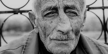 Man lives the longest.