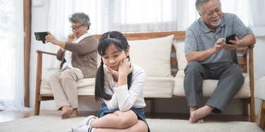 facebook grandparents paying attention phones instead granddaughter