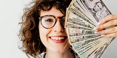 Rich millennial's money hacks.