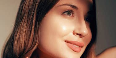 Attractive person is enchanting.